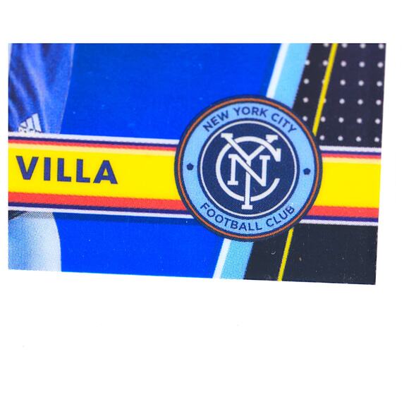 2024 Topps Chrome MLS Blue Refractor #100 David Villa Flashbacks /150 NYCFC - Picture 7 of 9